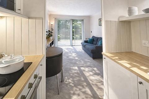 1 bedroom retirement property for sale, Oakland Court, Kings Road, Herne Bay, CT6 5RL