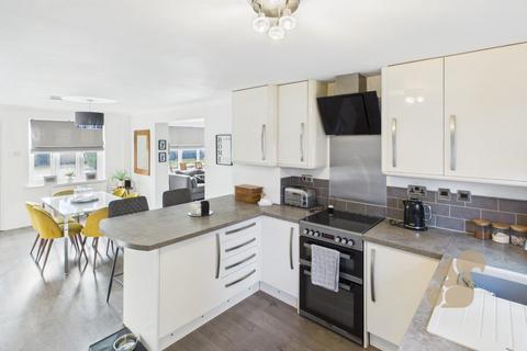 3 bedroom end of terrace house for sale, Rubens Gate, Chelmsford CM1
