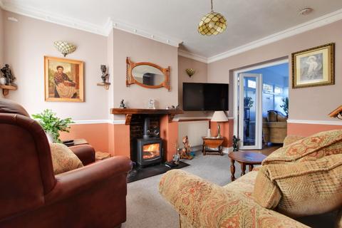 2 bedroom semi-detached house for sale, Springfield Cottages, Heybridge