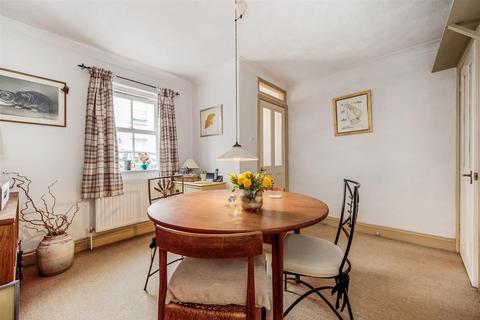 2 bedroom end of terrace house for sale, Victoria Road, Chichester