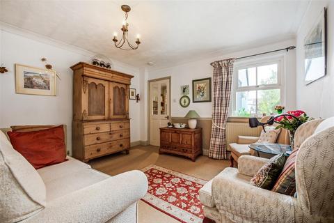 2 bedroom end of terrace house for sale, Victoria Road, Chichester