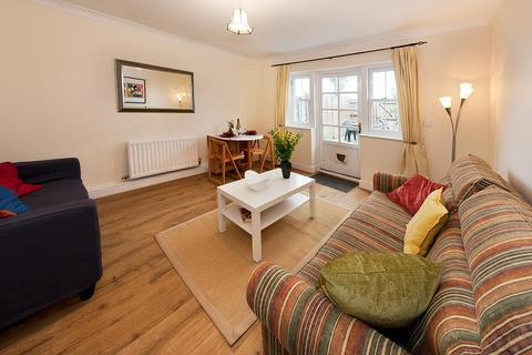 4 bedroom terraced house to rent, The Spires, Canterbury, Kent, CT2
