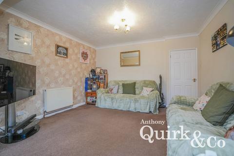 6 bedroom detached house for sale, Barbara Avenue, Canvey Island, SS8