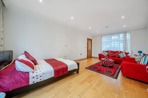5 bedroom end of terrace house for sale, Moordown, Shooters Hill