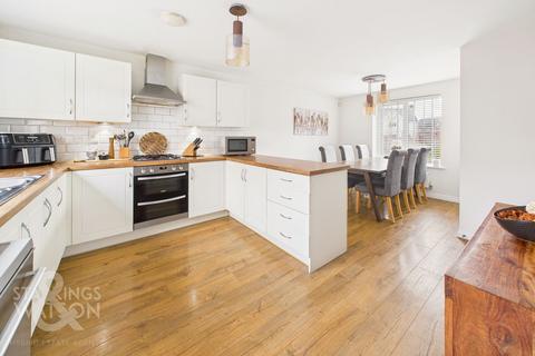 4 bedroom detached house for sale, Colossus Way, Norwich, Hampden View