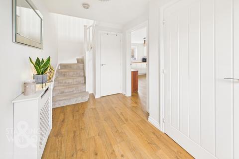 4 bedroom detached house for sale, Colossus Way, Norwich, Hampden View