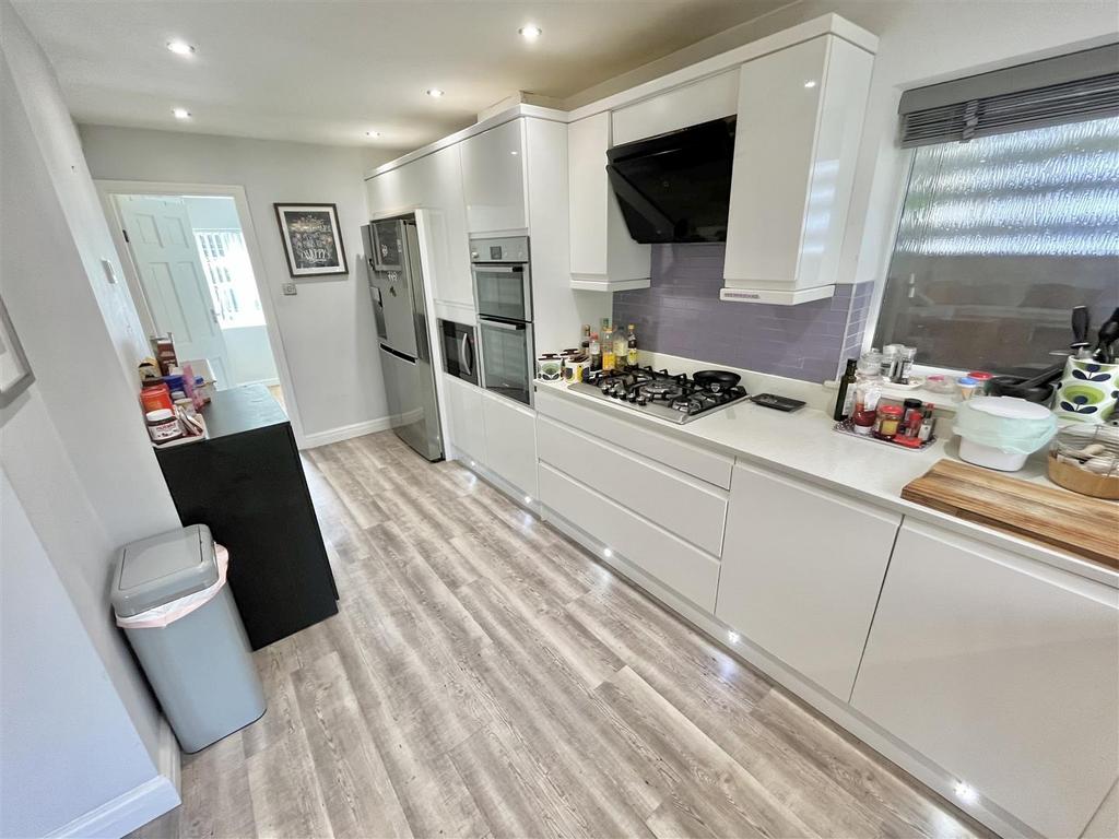 Kitchen Aspect 4