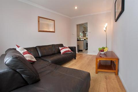 4 bedroom end of terrace house to rent, Hanover Place, Canterbury, Kent, CT2