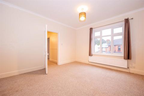 2 bedroom apartment to rent, Park Street, Camberley GU15