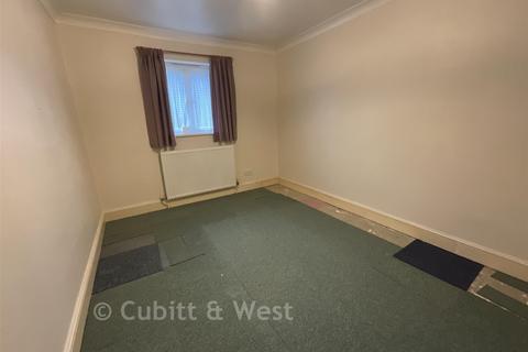 2 bedroom terraced house for sale, Bridle Path, Beddington, Croydon, Surrey