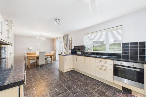 4 bedroom detached house for sale, Derwen court,Sontley Road, Wrexham