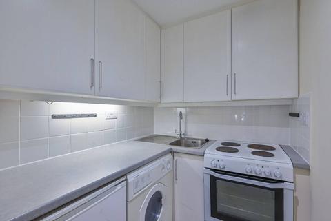 1 bedroom flat to rent, Embankment Gardens, Chelsea, London, SW3