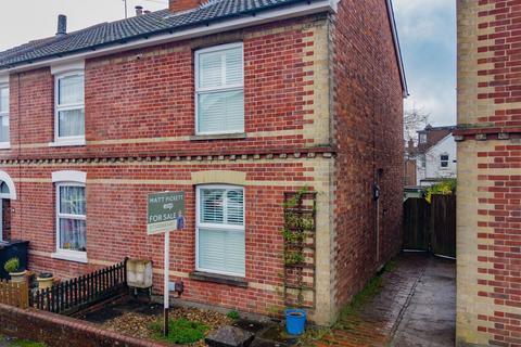 2 bedroom end of terrace house for sale, Nursery Road, Tunbridge Wells TN4