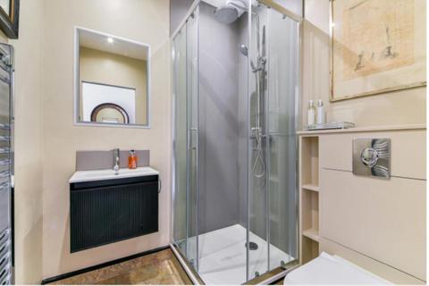 2 bedroom flat to rent, Grove Court, 24 Grove End Road, London, NW8
