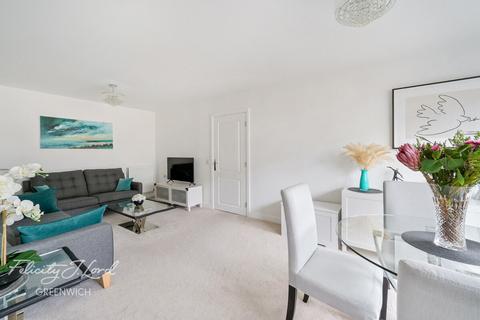 2 bedroom flat for sale, Tarves Way, Greenwich, SE10