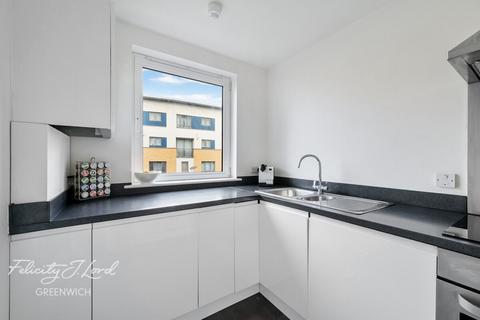 2 bedroom flat for sale, Tarves Way, Greenwich, SE10