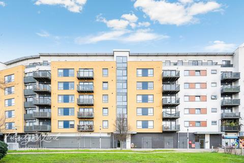 2 bedroom flat for sale, Tarves Way, Greenwich, SE10