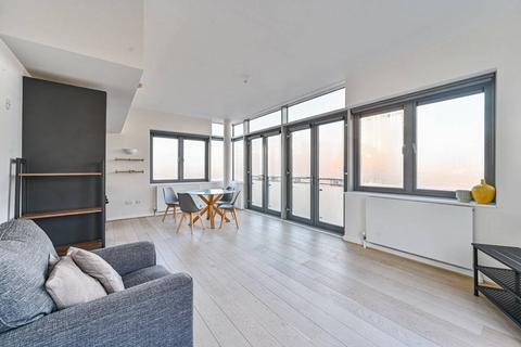 Newton Lodge, North Greenwich, London, SE10