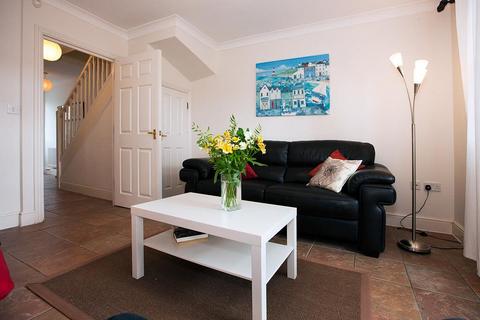 4 bedroom terraced house to rent, The Spires, Canterbury, Kent, CT2