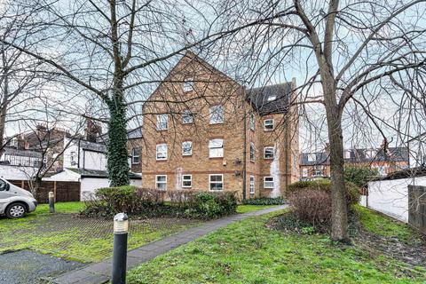 1 bedroom terraced house to rent, Elmers End Road, London SE20