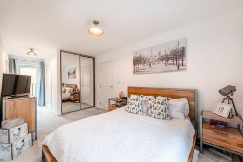 2 bedroom apartment for sale, Ebbsfleet Cross