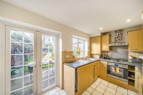 undefined, Hartfield Crescent, London SW19