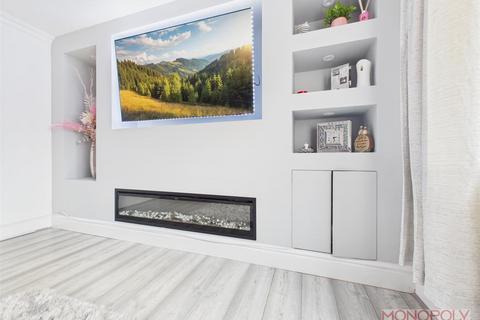 undefined, Oak Meadows, Tanyfron, Wrexham