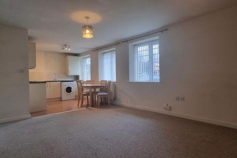 2 bedroom flat to rent, Gospel End Road, Dudley