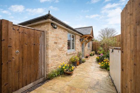 2 bedroom bungalow for sale, Northfield Road, Tetbury, Gloucestershire, GL8