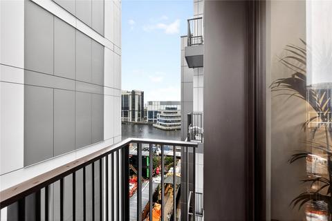 1 bedroom apartment to rent, Selsdon Way, London, E14