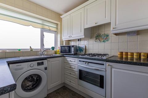 2 bedroom maisonette for sale, Northcliffe Drive, Penarth CF64