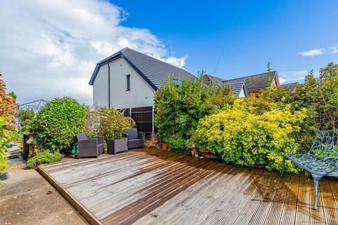 undefined, Northcliffe Drive, Penarth CF64