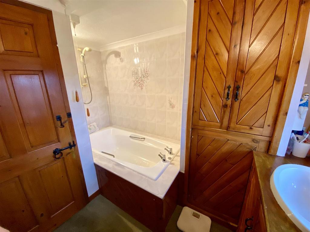 Bramleys Estate Agents - Stocksbank Road - Mirfiel