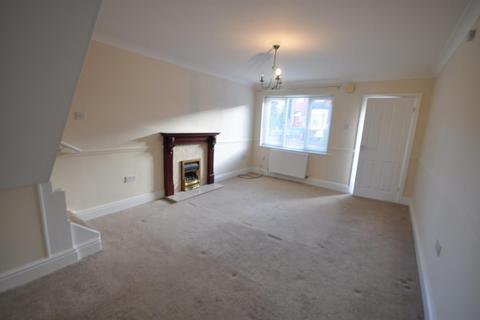 2 bedroom townhouse to rent, Mill Lane, Carlton