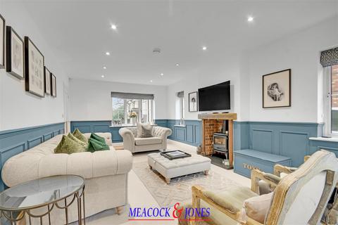 4 bedroom detached house for sale, Outings Lane, Doddinghurst, Brentwood