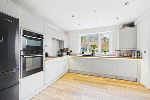 3 bedroom semi-detached house for sale, Gainsford Crescent, Nottingham