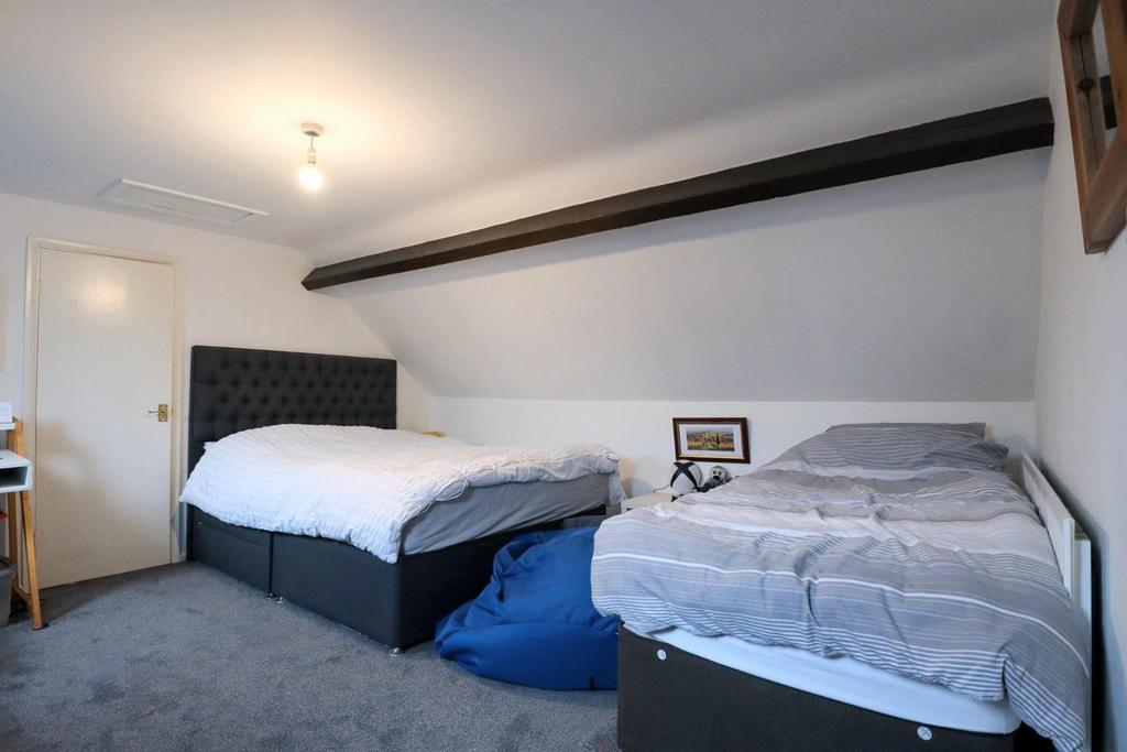 Bedroom 3.jpg