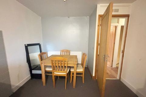 2 bedroom flat for sale, Mickleton Road, Solihull