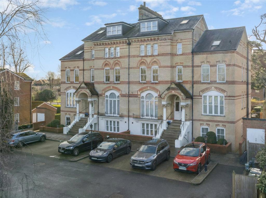 Savill Court