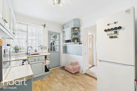 4 bedroom bungalow for sale, Anchor Road, Tiptree