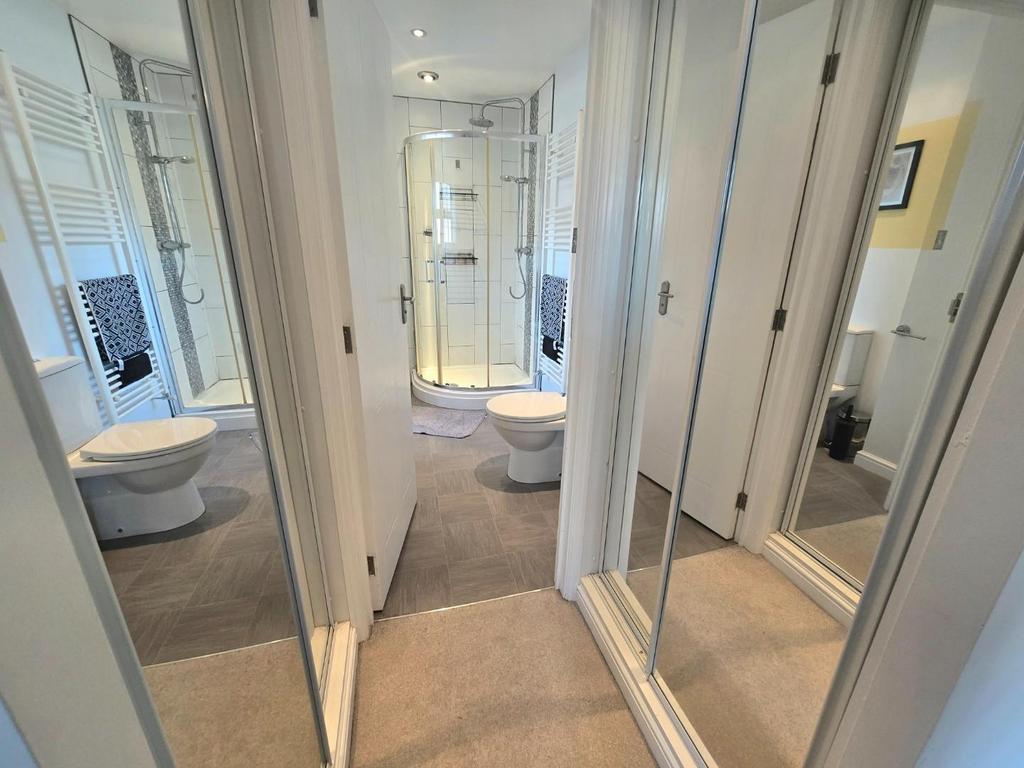 Walk-In Wardrobe