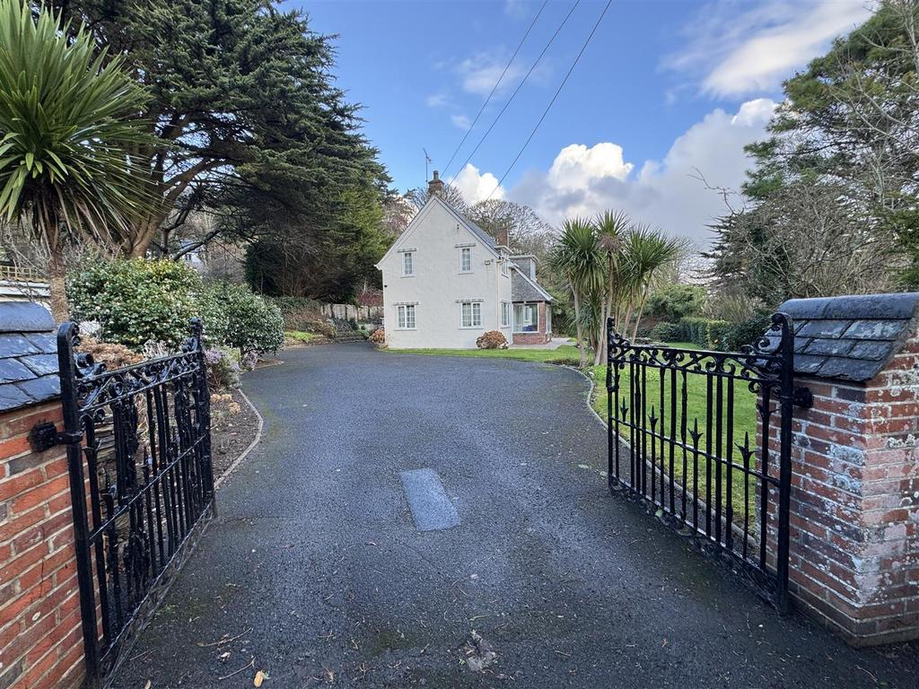 Gated Entrance and Driveway