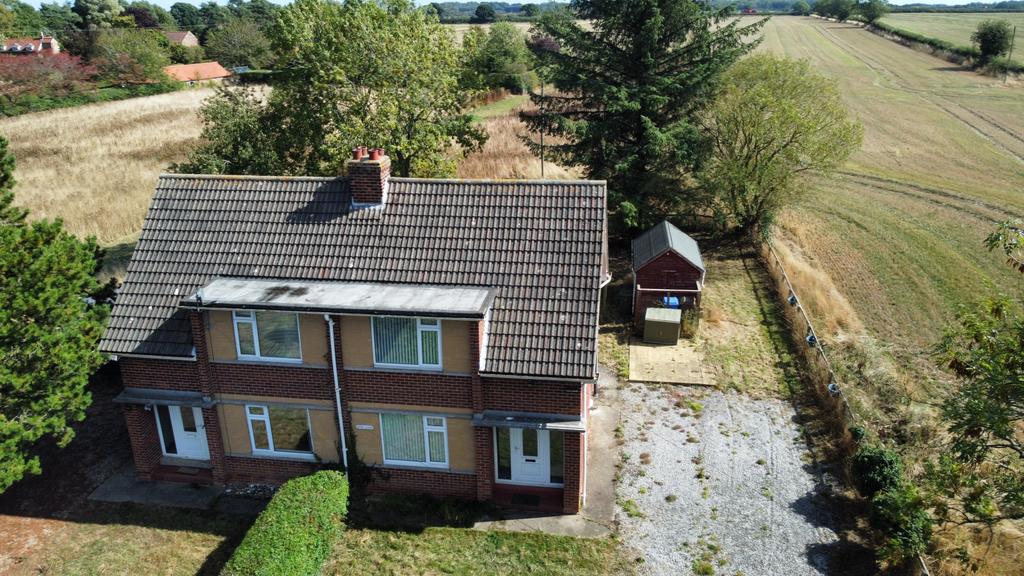 3 Bedroom House - semi-detached for Sale