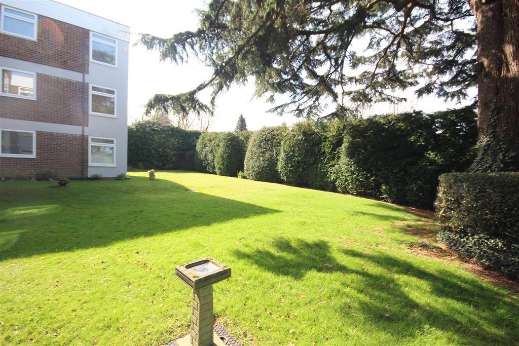 Communal gardens.jpg