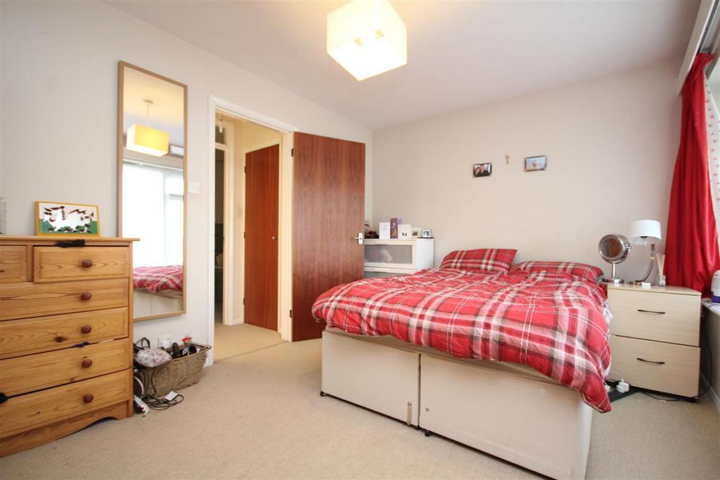 Bedroom.jpg