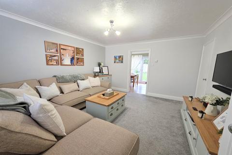 2 bedroom semi-detached house for sale, Megs Way, Braintree, CM7