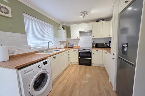 2 bedroom semi-detached house for sale, Megs Way, Braintree, CM7