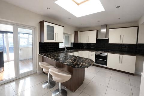 undefined, Denbigh Road, Greater London TW3