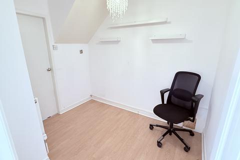 3 bedroom terraced house to rent, Fullers Mead, Harlow CM17