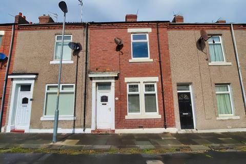 2 bedroom terraced house to rent, Lynn Street, Blyth, NE24